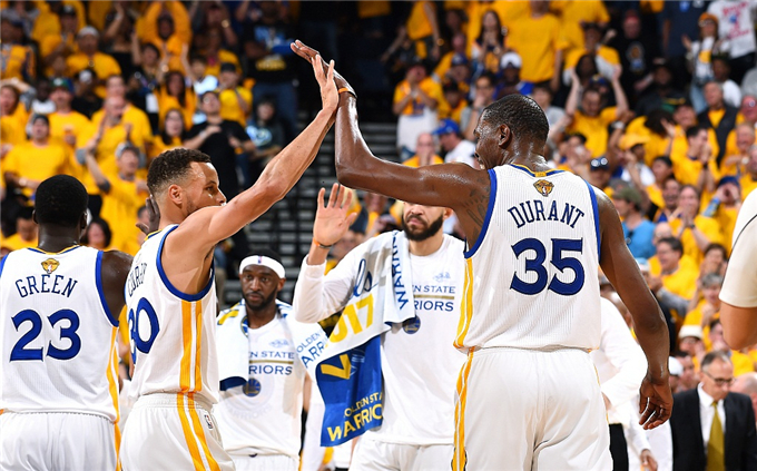 量与对抗稳 量与对抗稳